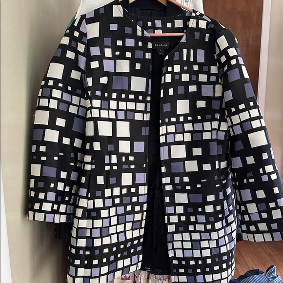 St. John Abstract Geometric‎ Patterned Women's Coat - Picture 2 of 3